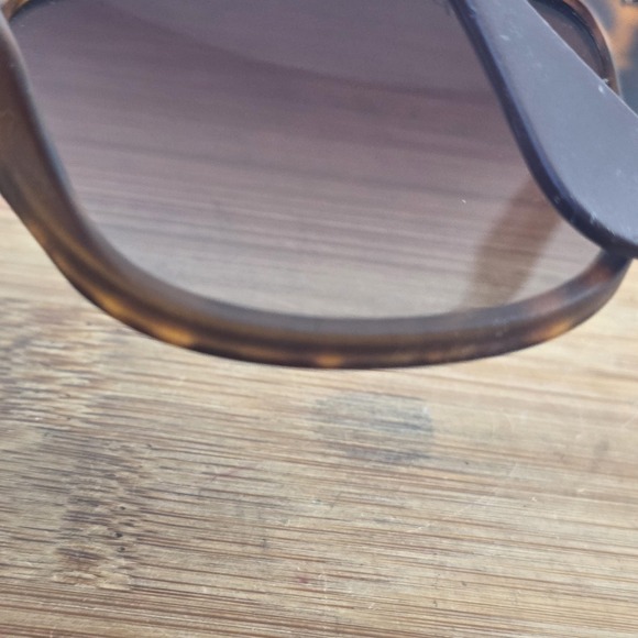 Ray-Ban RB4187 Chris Sunglasses 54mm Brown Tortoise Polarized Made Italy 622/8G - Picture 15 of 16